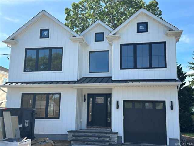  4 BR,  3.00 BTH &nbsp;Colonial style home in Seaford