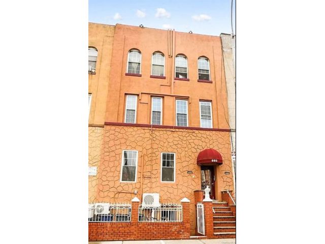 Studio,  0.00 BTH &nbsp;Other style home in Bushwick