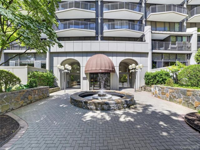 [White Plains Real Estate, listing number 7292237]