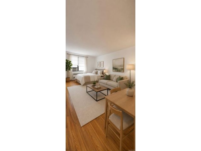 [Forest Hills Real Estate, listing number 7292294]