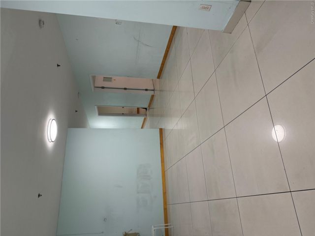 [PHOTO]
