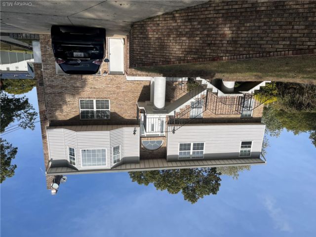  3 BR,  2.00 BTH &nbsp;Hi ranch style home in Farmingville