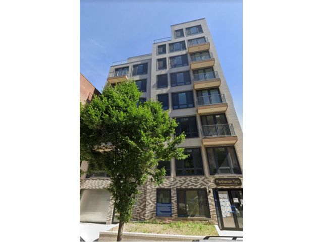 Studio,  0.00 BTH &nbsp;High rise style home in Jamaica