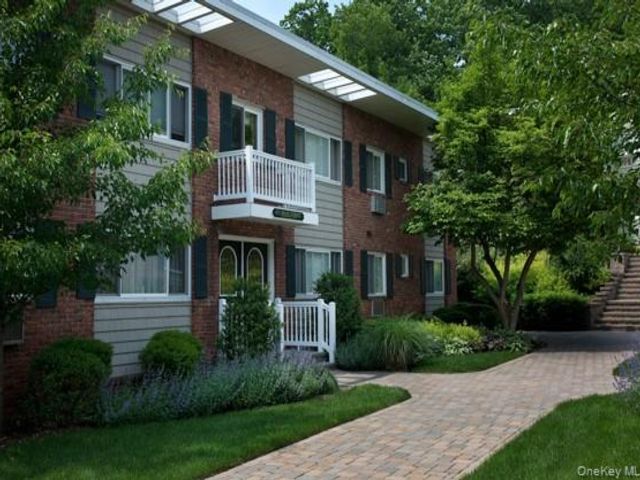  2 BR,  1.00 BTH &nbsp;Other style home in Northport