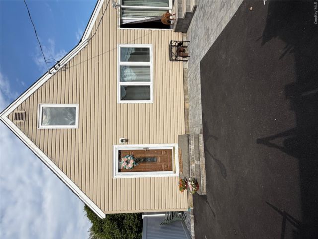  3 BR,  1.00 BTH &nbsp;A-frame style home in Baldwin