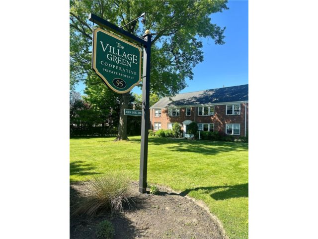 [White Plains Real Estate, listing number 7293673]