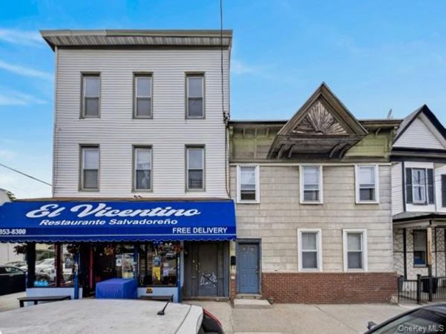 Studio,  0.00 BTH &nbsp;Commercial style home in College Point
