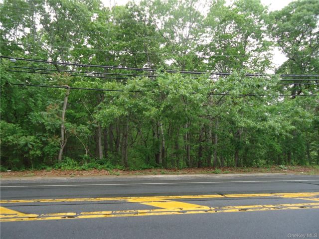 Studio,  0.00 BTH &nbsp;Land style home in Mattituck