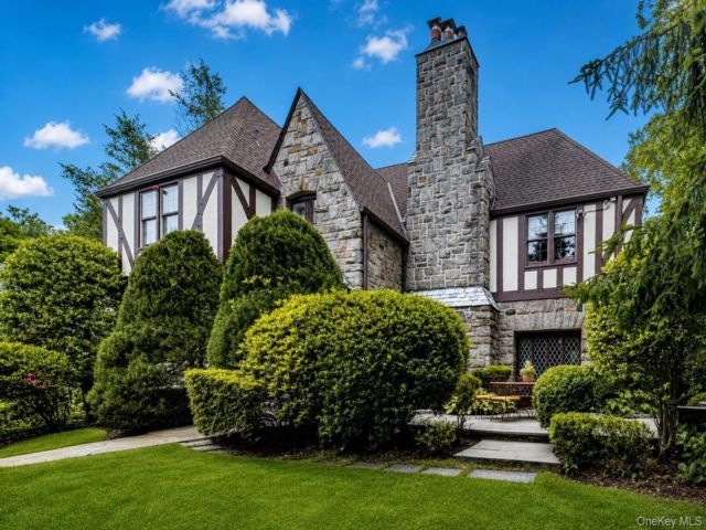 [Bronxville Real Estate, listing number 7293845]