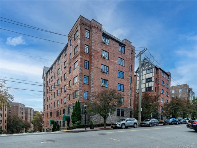[Bronxville Real Estate, listing number 7294198]