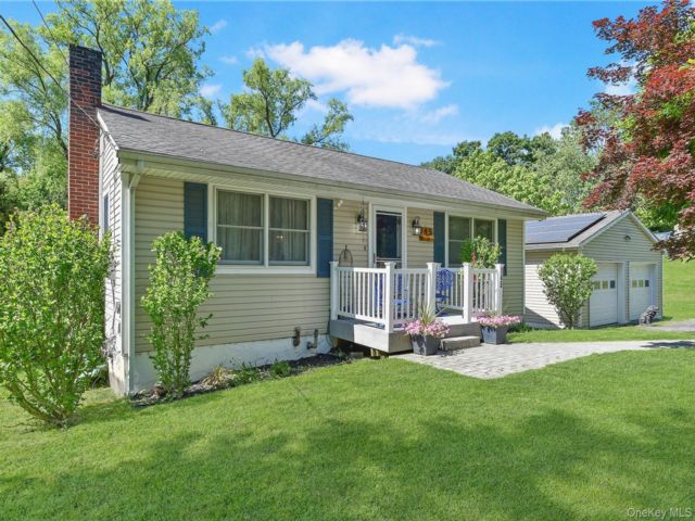  3 BR,  1.00 BTH &nbsp;Ranch style home in Marlboro