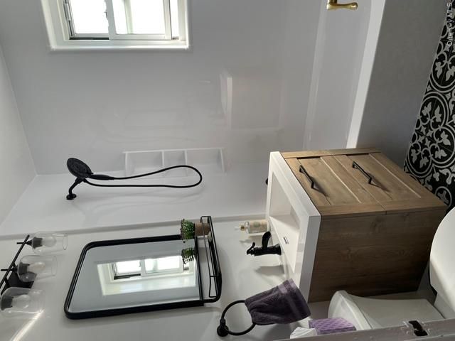 [PHOTO]