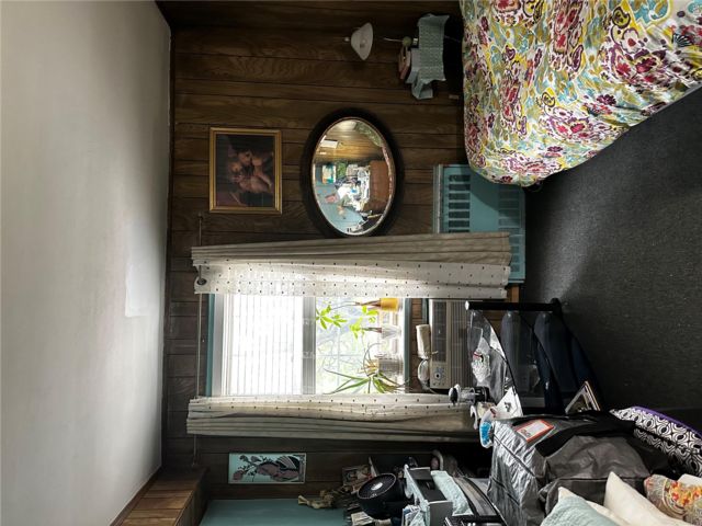 [PHOTO]