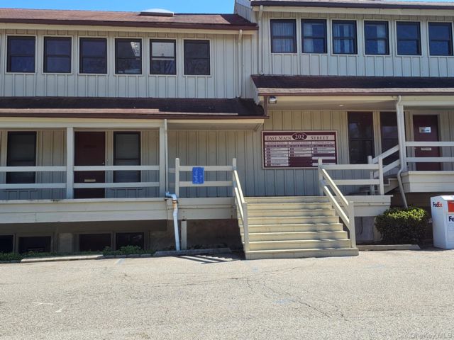 Studio,  0.00 BTH &nbsp;House style home in Huntington