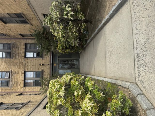 [Yonkers Real Estate, listing number 7294638]