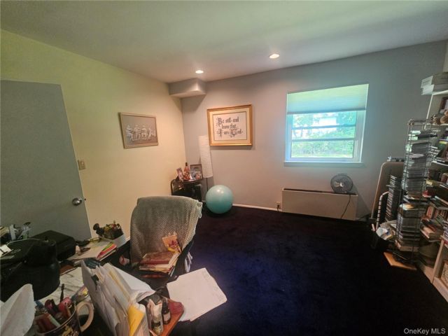 [PHOTO]
