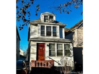 [Glendale Real Estate, listing number 7295338]