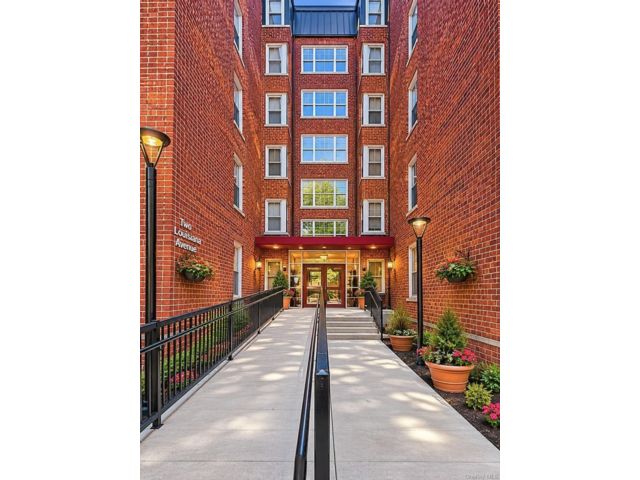 [Bronxville Real Estate, listing number 7295590]