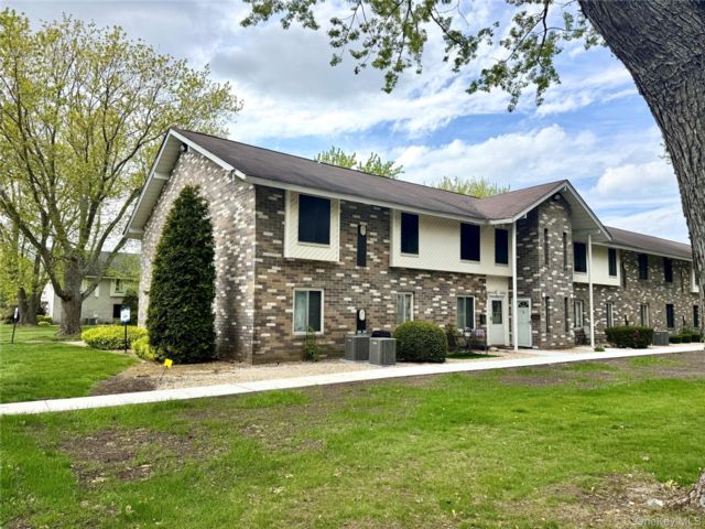 [Coram Real Estate, listing number 7295597]