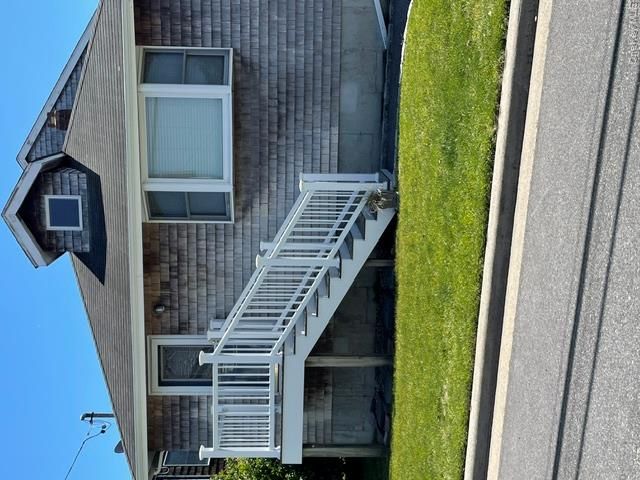  2 BR,  1.00 BTH &nbsp;Exp ranch style home in Amityville