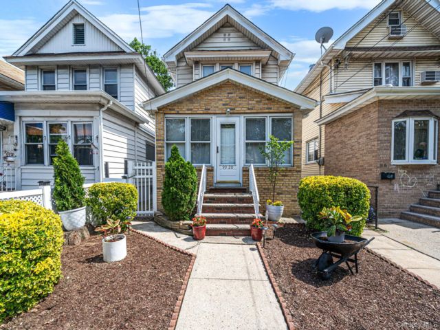[Woodhaven Real Estate, listing number 7296947]
