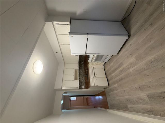  1 BR,  1.00 BTH &nbsp;Colonial style home in Bath Beach