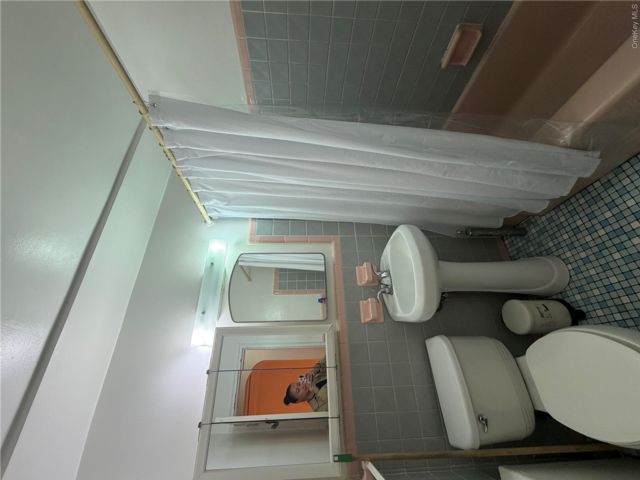 [PHOTO]