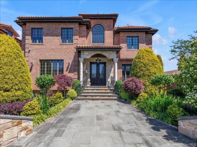 [Malba Real Estate, listing number 7297254]