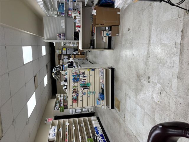 [PHOTO]