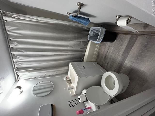 [PHOTO]