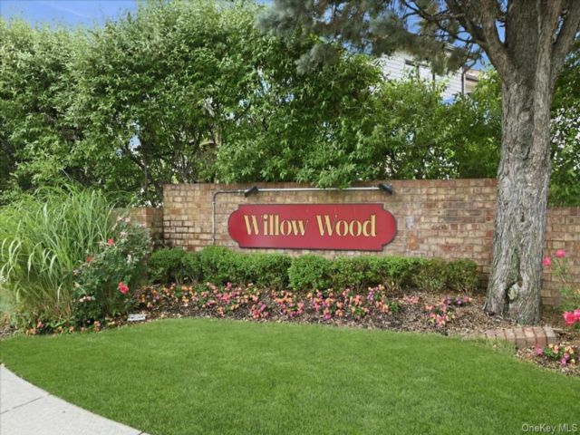 [Wantagh Real Estate, listing number 7300237]