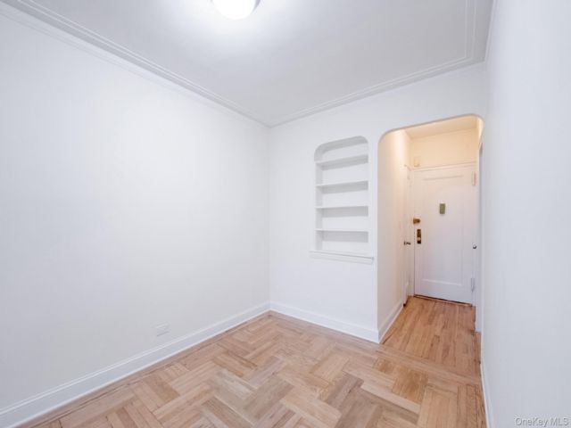 [Parkchester Real Estate, listing number 7301199]