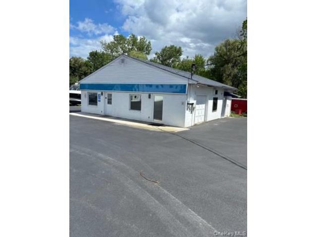 Studio,  0.00 BTH &nbsp;House style home in New Windsor