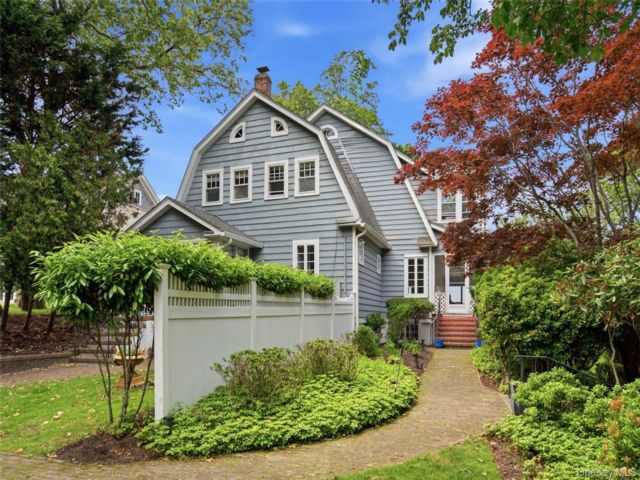  5 BR,  5.00 BTH &nbsp;Other style home in Shoreham