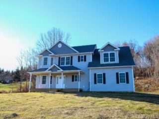  4 BR,  3.00 BTH &nbsp;Colonial style home in Port Jervis