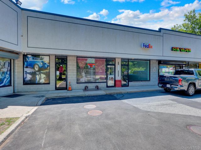 [Middle Island Real Estate, listing number 7302034]
