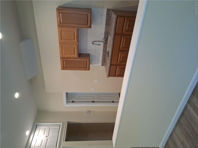 Studio,  1.00 BTH &nbsp;Other style home in Holtsville