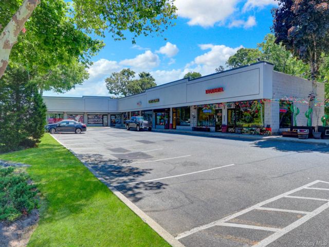 [PHOTO]
