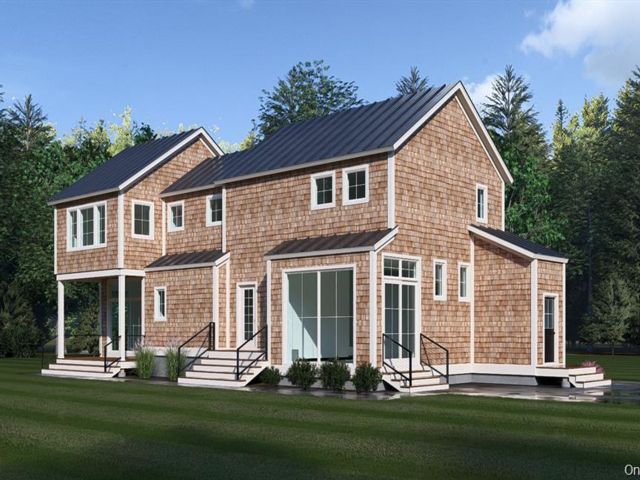  3 BR,  4.00 BTH &nbsp;Farmhouse style home in Gardiner