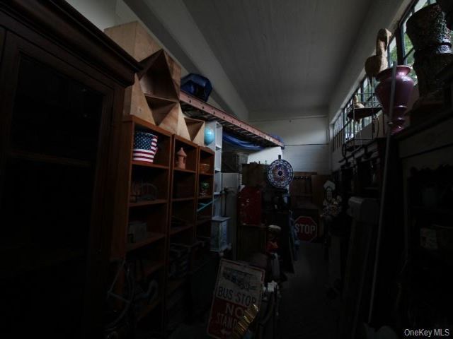 [PHOTO]