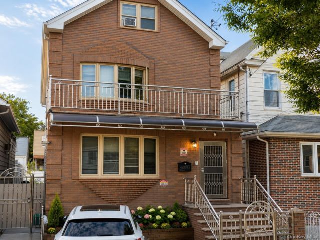  6 BR,  6.00 BTH &nbsp;Other style home in Corona