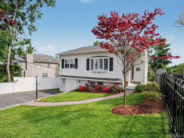 [White Plains Real Estate, listing number 7302729]