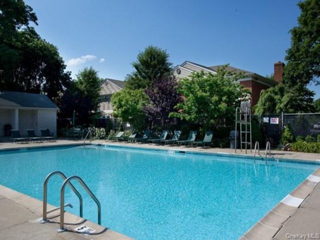  2 BR,  1.00 BTH &nbsp;Other style home in Bohemia