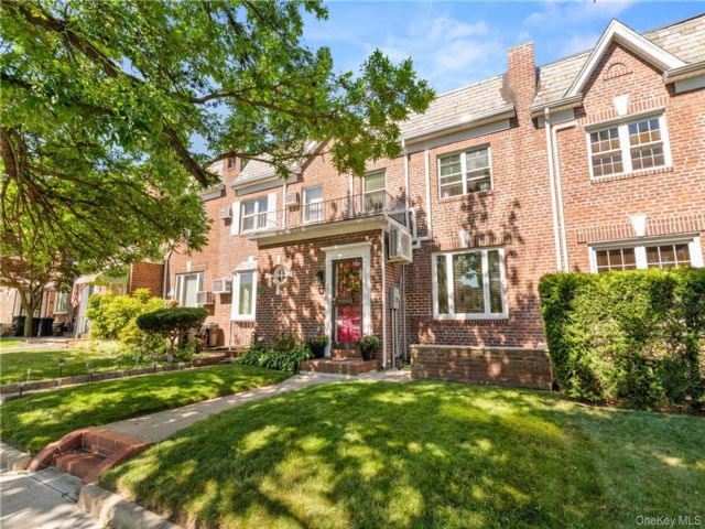 [Glendale Real Estate, listing number 7303111]