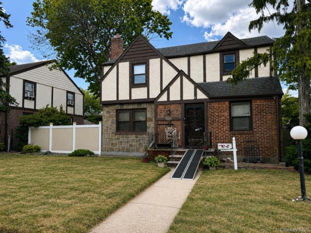  4 BR,  3.00 BTH &nbsp;Tudor style home in Cambria Heights