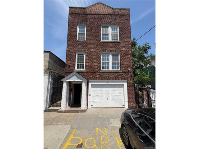 Studio,  0.00 BTH &nbsp;House style home in Morris Heights