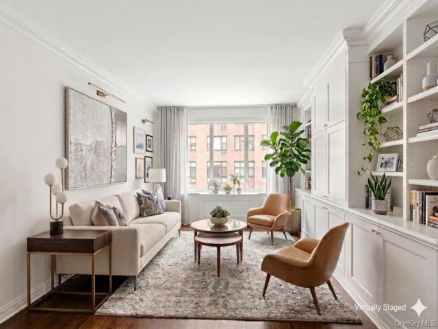  1 BR,  2.00 BTH &nbsp;High rise style home in New York (manhattan)