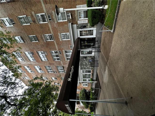  1 BR,  1.00 BTH &nbsp;Other style home in Howard Beach