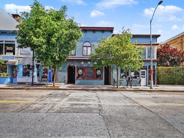 Studio,  0.00 BTH &nbsp;Commercial style home in Peekskill