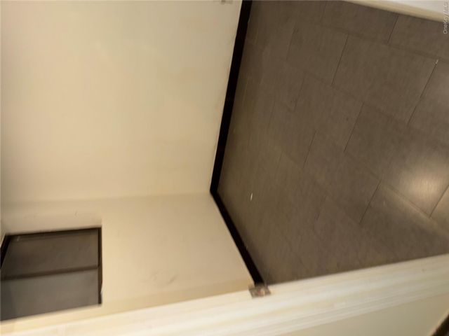[PHOTO]